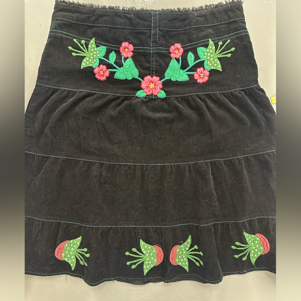 Miss Me Black Embroidered Corduroy Skirt with Floral & Bird Motifs - Picture 8 of 10